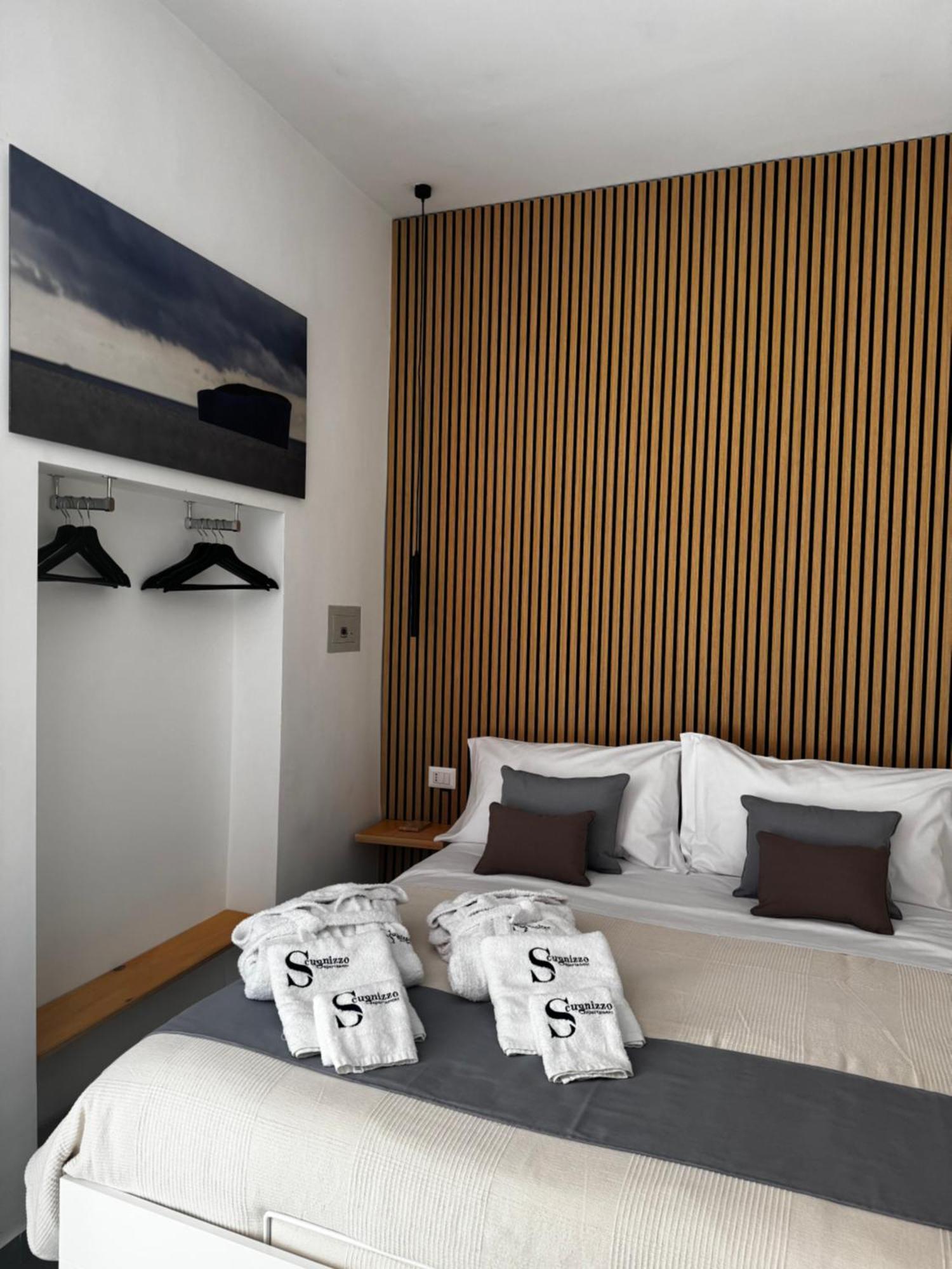 Scugnizzo Apartment Napoli Eksteriør bilde
